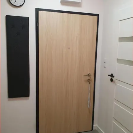 1 Pokojowy - Kawalerka Z Klimatyzacja, Garazem Podziemnym Warschau