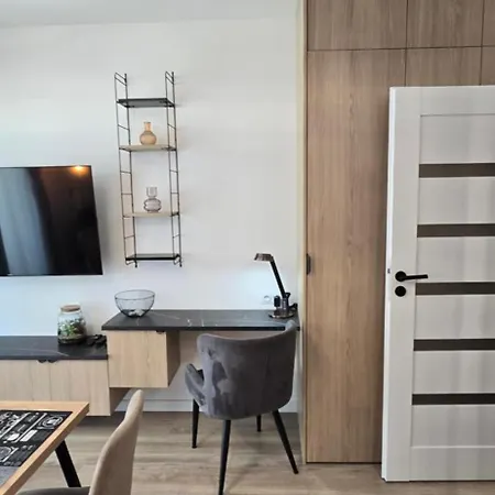 1 Pokojowy - Kawalerka Z Klimatyzacja, Garazem Podziemnym Apartment Warschau