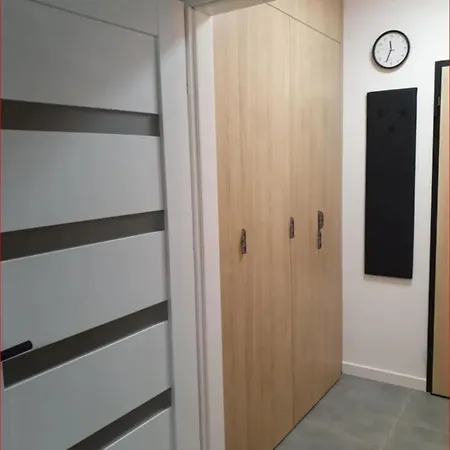 1 Pokojowy - Kawalerka Z Klimatyzacja, Garazem Podziemnym * Varsovia