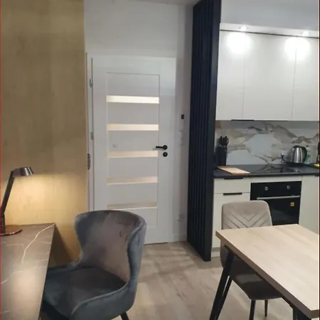 1 Pokojowy - Kawalerka Z Klimatyzacja, Garazem Podziemnym Apartamento