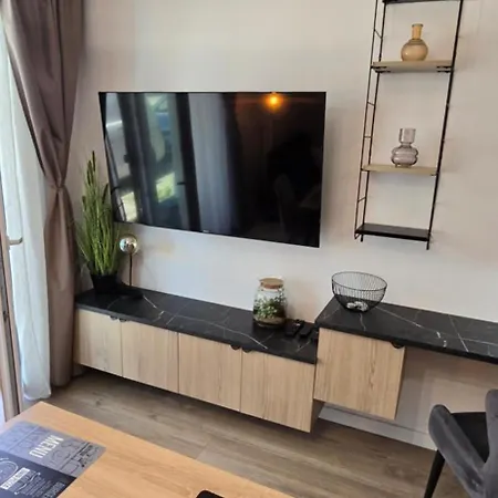 1 Pokojowy - Kawalerka Z Klimatyzacja, Garazem Podziemnym Apartamento *